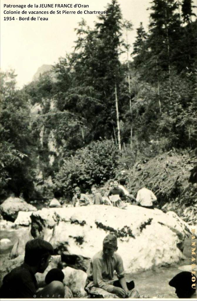 COLO JEUNE FRANCE 1954 bord de l'eau 1.jpg